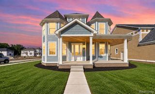 24417 Ann Dr, Macomb, MI 48042