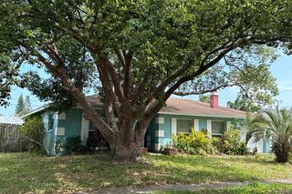 1709 Watrous Dr, Titusville, FL 32780