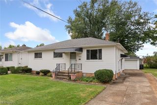 5216 W  149th St, Brookpark, OH 44142