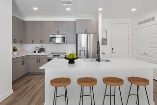 2725 W  Dove Valley Rd #1071, Phoenix, AZ 85085