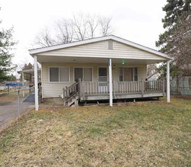 1037 Pinehurst Blvd, Mount Morris, MI 48458