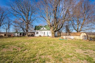 8074 W Farm Road 140, Springfield, MO 65802 - See Est. Value, Schools