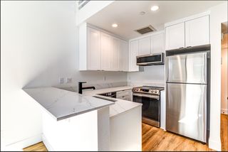 7606 Girard Ave #202, La Jolla, CA 92037