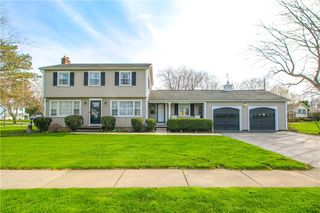 307 Picturesque Dr, Greece, NY 14616