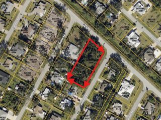 Roanoke Rd #9466, Venice, FL 34293