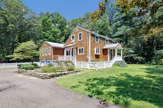 39 Clover Drive, Wilton, CT 06897