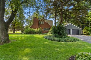 1501 20th St, Zion, IL 60099