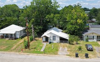 102 N  Temple St, Caldwell, TX 77836