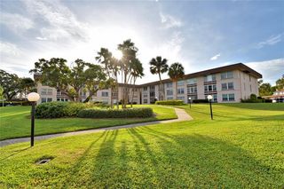 333 Lake Howard Dr NW #211D, Winter Haven, FL 33880