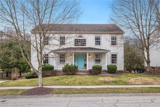 108 Windsor Ct, Cranberry Township, PA 16066