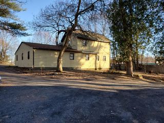 253 Main St #1, New Paltz, NY 12561