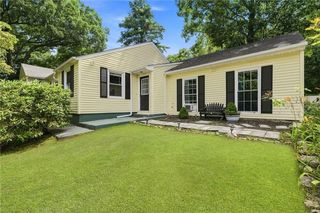 2956 Hartford Ave, Johnston, RI 02919