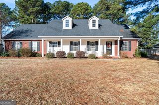 218 Ellicott Dr, Warner Robins, GA 31088