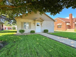 1124 E  Main St, Streator, IL 61364