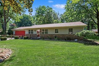 2530 Sierra Dr, Saginaw, MI 48609