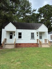 914 Crawford St S #A, Wilson, NC 27893