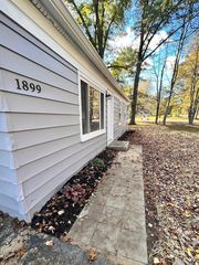 1899 E  Concord Rd, Amelia, OH 45102