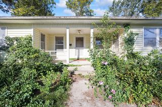 710 S  6th St, Rogers, AR 72756