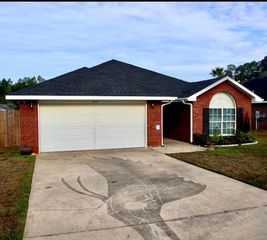 3665 Jordan Ct, Gulf Shores, AL 36542