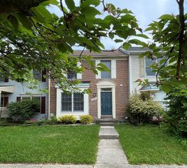 8684 Manahan Dr, Ellicott City, MD 21043