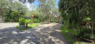 374 Bear Trl #374, River Ranch, FL 33867