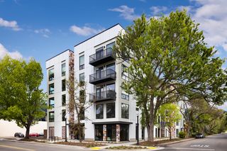 1925 F St #305, Sacramento, CA 95811