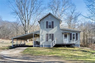 10200 N  River Rd, Dresden, OH 43821