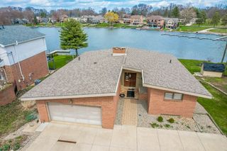 5535 Lillys Ln NW, Canton, OH 44718