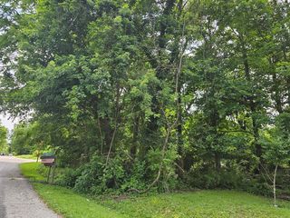 Beaver Dr NE, Thornville, OH 43076