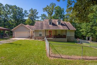 1708 Riverview Dr, Malvern, AR 72104