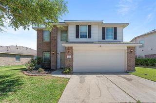 140 Rustic Colony Ln, Dickinson, TX 77539