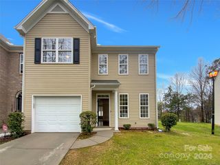 2144 Whispering Way, Charlotte, NC 28212