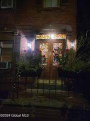 189 Hill Street, Troy, NY 12180