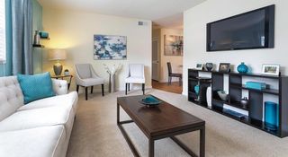 2752 Campus Walk Ave #G, Durham, NC 27705