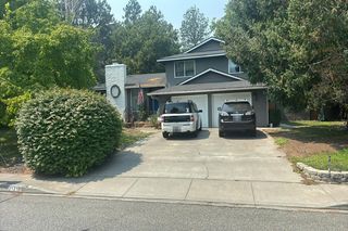 2121 Sheridan Pl, Richland, WA 99352