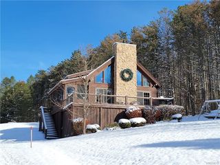 8110 Jackman Hill Rd, West Valley, NY 14171