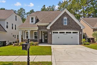 353 Kerr Lake Rd, Aberdeen, NC 28315