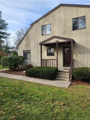 39 Sherman Lane #C6, Hamden, CT 06514