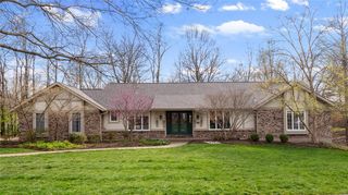 1848 Woodfin Ct, Saint Louis, MO 63122