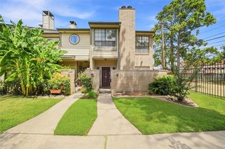 736 Country Place Dr #I, Houston, TX 77079