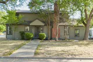 201 Almond St, Waxahachie, TX 75165