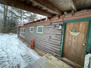 606 Olmstedville Rd, North Creek, NY 12853