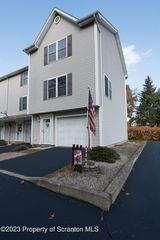 4D Bald Mountain Rd, Scranton, PA 18504