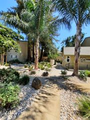 827 Pine St #5bdee6dac, West Sacramento, CA 95691