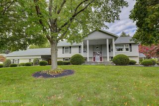 4 Park Ave, Selinsgrove, PA 17870
