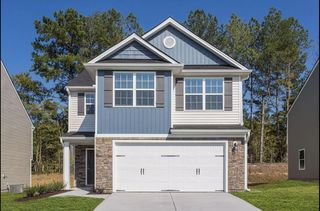 201 Brisk Dr, Zebulon, NC 27597