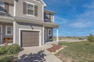 740 W  Shawnee Ct, Gardner, KS 66030