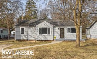 1951 Saint Clair Blvd, Algonac, MI 48001