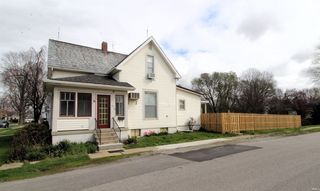 416 S  Division St, Flora, IN 46929