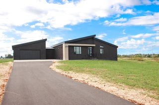 260 Huntington Ln, Sparta, TN 38583